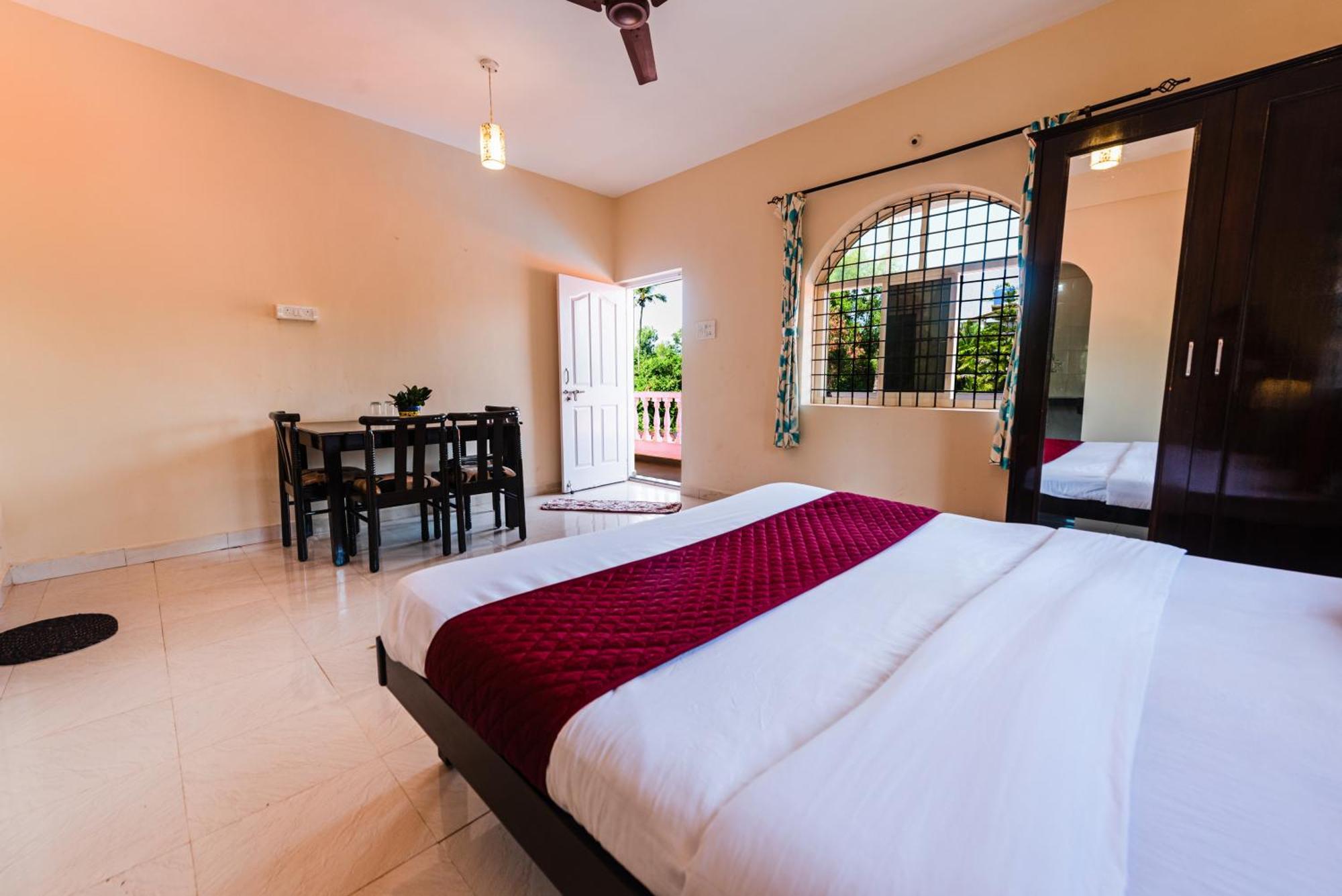 Hotel La Paulo'S Near Beach Resort Морджим Екстериор снимка