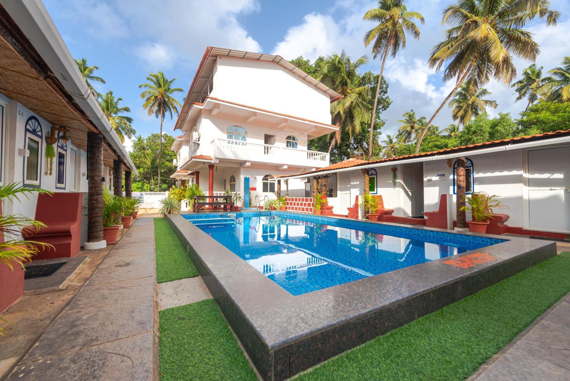 Hotel La Paulo'S Near Beach Resort Морджим Екстериор снимка