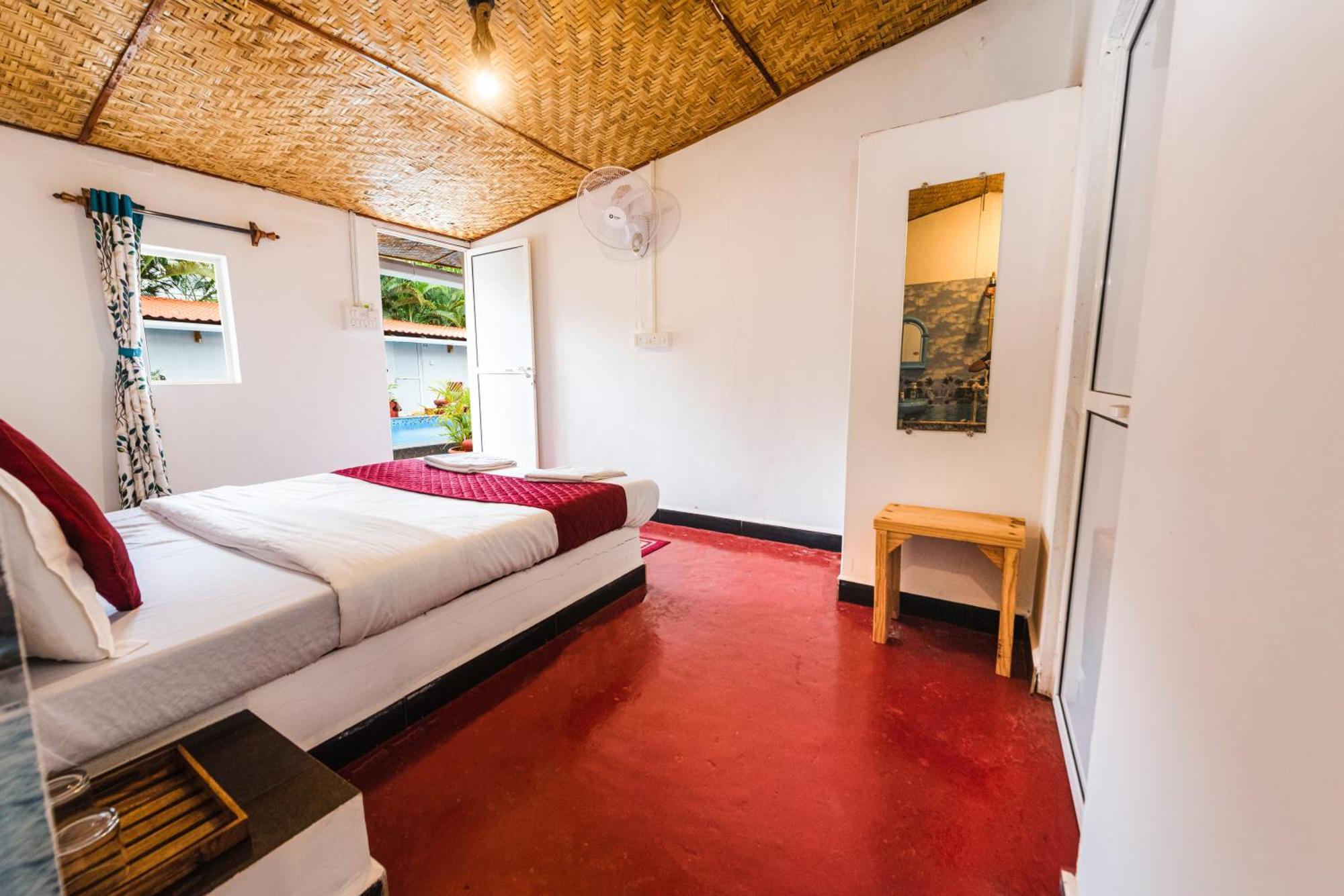 Hotel La Paulo'S Near Beach Resort Морджим Екстериор снимка