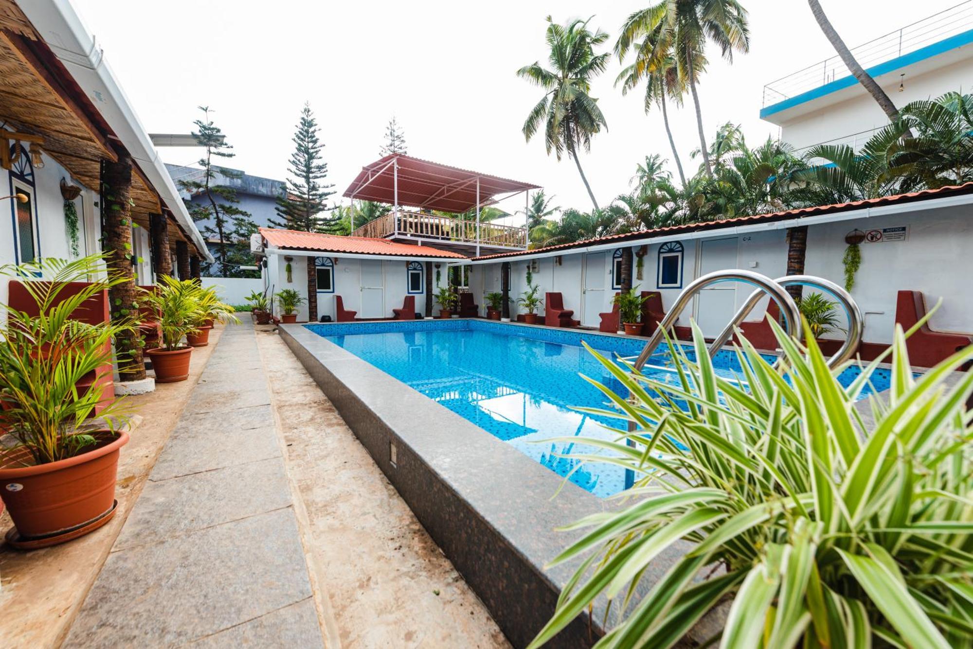 Hotel La Paulo'S Near Beach Resort Морджим Екстериор снимка